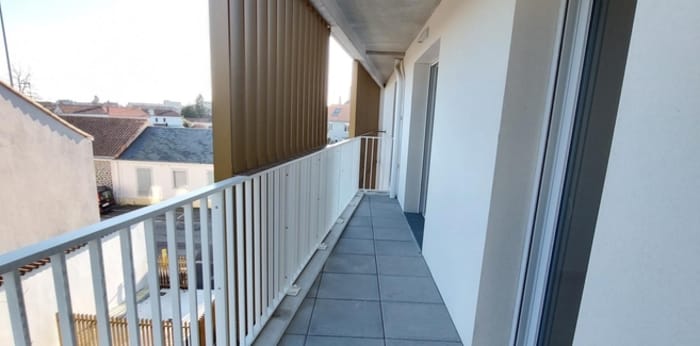 Image 4 sur 8 - Appartement  ·  Location · La Roche Sur Yon (85000) · 2 pièces · 38m²