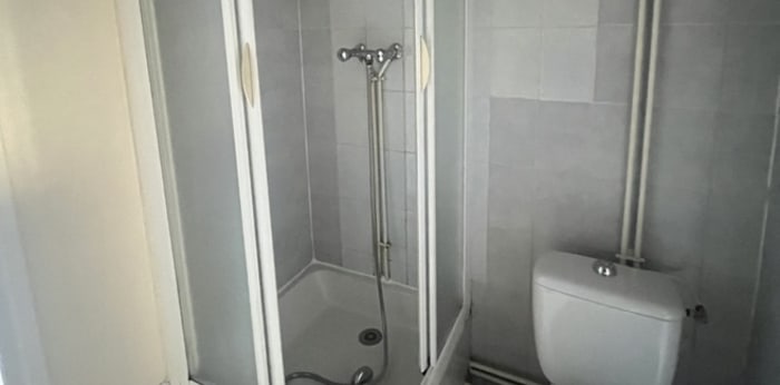 Image 5 sur 7 - Appartement  ·  Location · Dijon (21000) · 1 pièce · 17m²