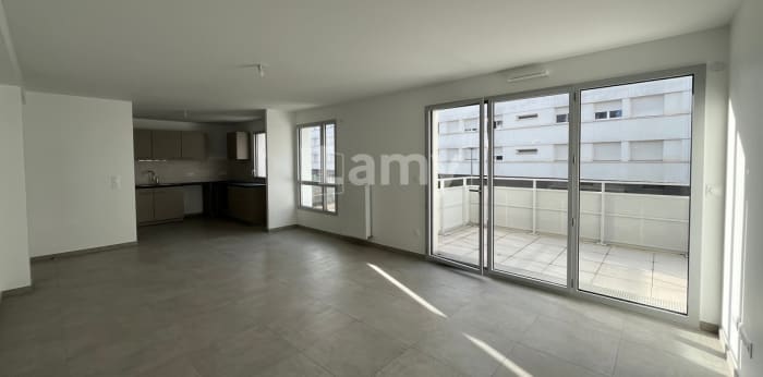 Image 3 sur 11 - Appartement  ·  Location · Chenove (21300) · 4 pièces · 99m²