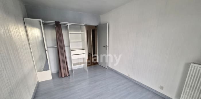 Image 9 sur 17 - Appartement  ·  Location · Auxerre (89000) · 4 pièces · 82m²