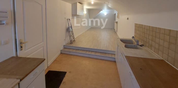 Image 4 sur 7 - Appartement  ·  Location · Issoire (63500) · 2 pièces · 57m²