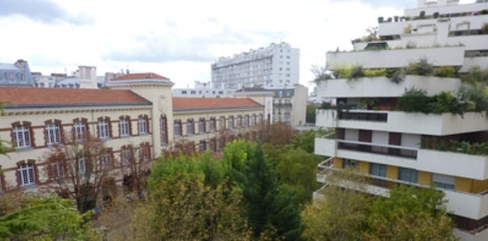 Image 1 sur 3 - Appartement  ·  Location · Paris (75012) · 1 pièce · 47m²