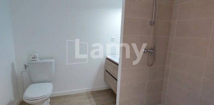 Image 6 sur 6 - Appartement  ·  Location · Montbazon (37250) · 1 pièce · 32m²