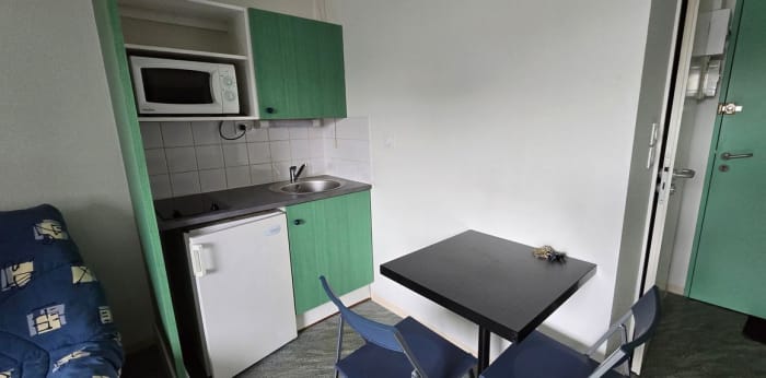 Image 3 sur 8 - Appartement  ·  Location · Vandoeuvre Les Nancy (54500) · 1 pièce · 19m²