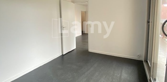 Image 10 sur 12 - Appartement  ·  Location · Talence (33400) · 2 pièces · 47m²