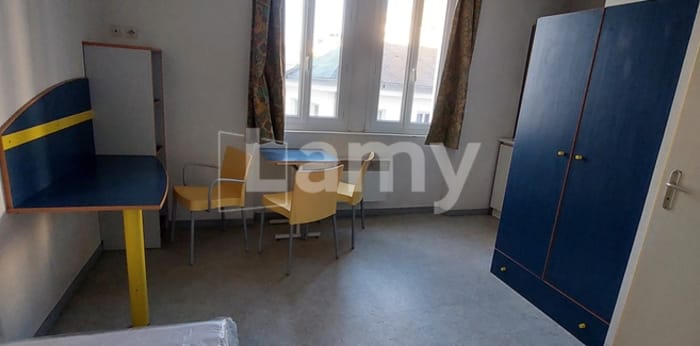 Image 2 sur 5 - Appartement  ·  Location · Nantes (44100) · 1 pièce · 17m²