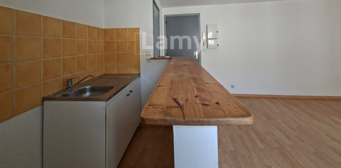 Image 5 sur 8 - Appartement  ·  Location · Reims (51100) · 2 pièces · 31m²