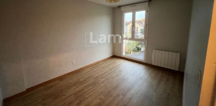 Image 6 sur 9 - Appartement  ·  Location · Lons Le Saunier (39000) · 66m²