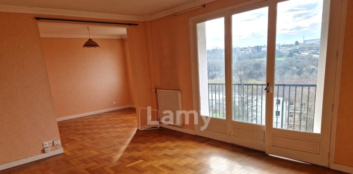 Image 1 sur 8 - Appartement  ·  Location · Limoges (87000) · 4 pièces · 81m²