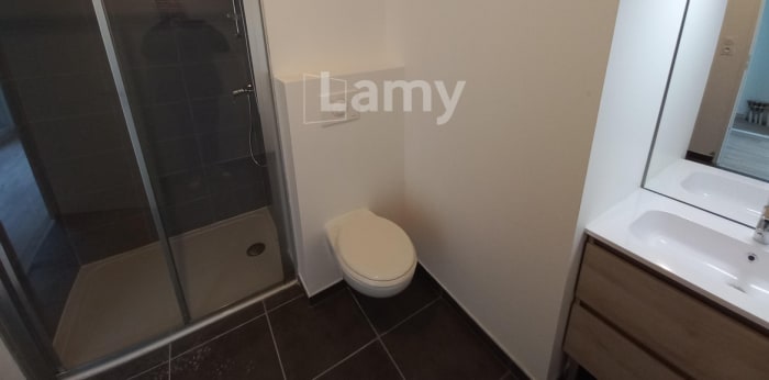 Image 6 sur 6 - Appartement  ·  Location · Clermont Ferrand (63100) · 2 pièces · 43m²