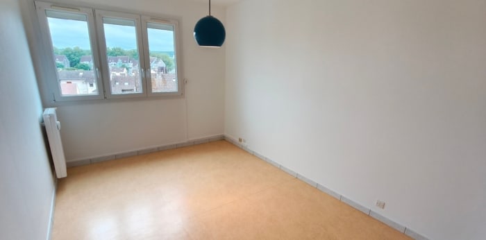 Image 5 sur 9 - Appartement  ·  Location · Dijon (21000) · 3 pièces · 71m²
