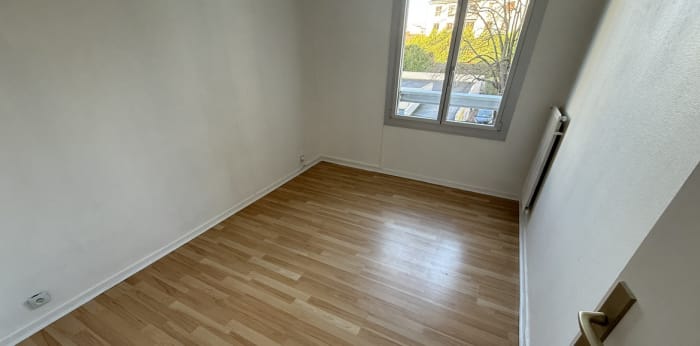 Image 7 sur 12 - Appartement  ·  Location · Reims (51100) · 5 pièces · 104m²
