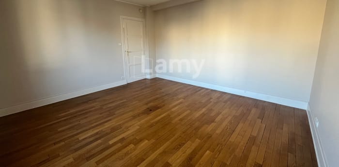 Image 15 sur 20 - Appartement  ·  Location · Dijon (21000) · 4 pièces · 95m²