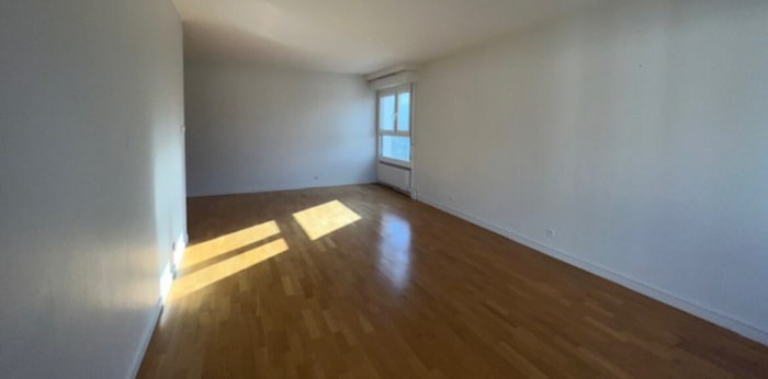 Image 3 sur 8 - Appartement  ·  Location · Meylan (38240) · 4 pièces · 78m²