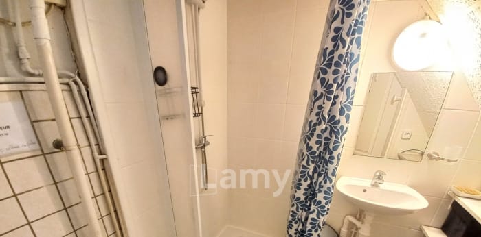 Image 4 sur 6 - Appartement  ·  Location · Chambery (73000) · 1 pièce · 17m²