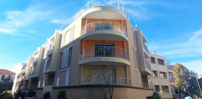 Image 5 sur 5 - Appartement  ·  Location · Antibes (06160) · 2 pièces · 55m²
