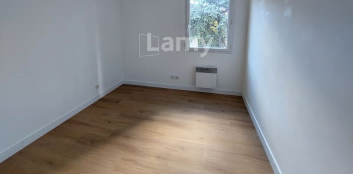 Image 11 sur 21 - Appartement  ·  Location · Nimes (30900) · 3 pièces · 66m²