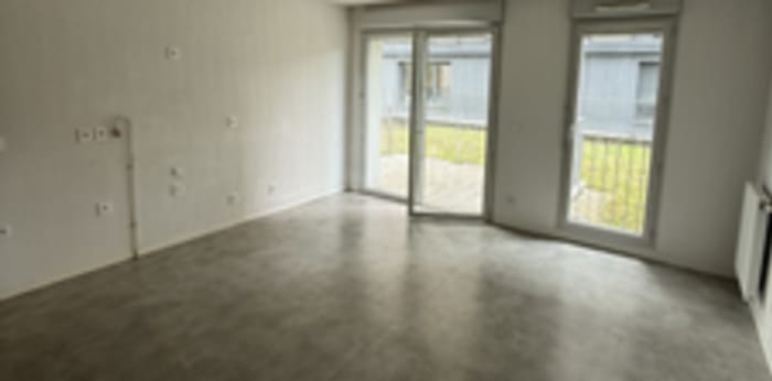 Image 1 sur 5 - Appartement  ·  Location · Cenon (33150) · 3 pièces · 56m²