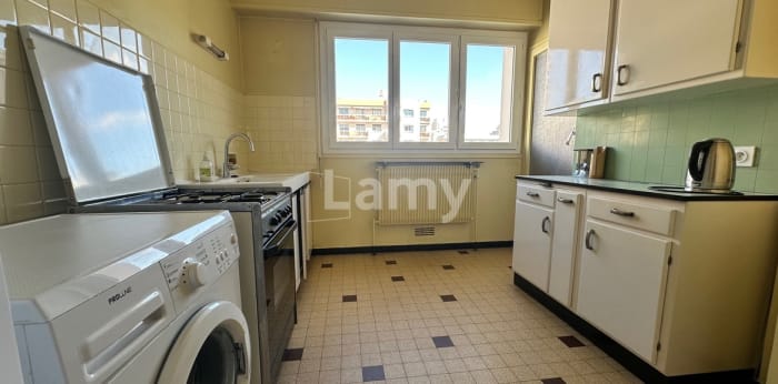 Image 4 sur 7 - Appartement  ·  Location · Lyon (69006) · 3 pièces · 71m²