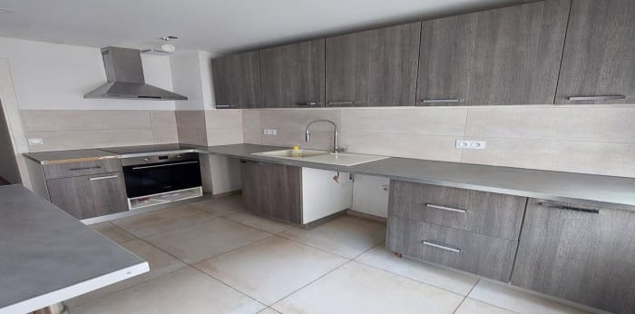 Image 4 sur 9 - Appartement  ·  Location · St Raphael (83700) · 3 pièces · 67m²