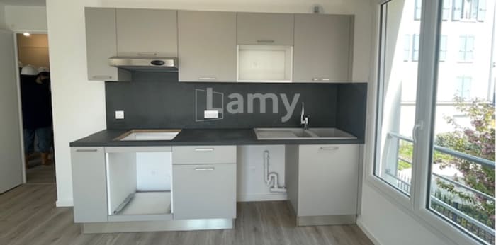 Image 2 sur 5 - Appartement  ·  Location · Le Blanc Mesnil (93150) · 4 pièces · 80m²