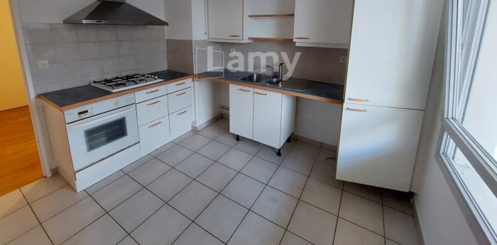 Image 3 sur 10 - Appartement  ·  Location · Lyon (69003) · 3 pièces · 76m²