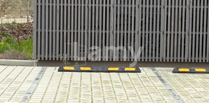 Image 2 sur 2 - Parking/box  ·  Location · Strasbourg (67200) · 14m²