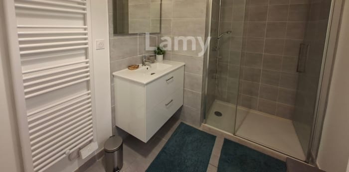 Image 4 sur 6 - Appartement  ·  Location · Clermont Ferrand (63100) · 1 pièce · 32m²