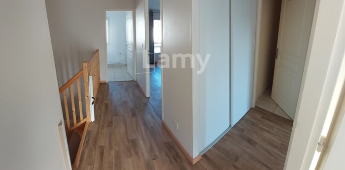 Image 8 sur 13 - Maison/villa  ·  Location · Nancy (54000) · 4 pièces · 93m²