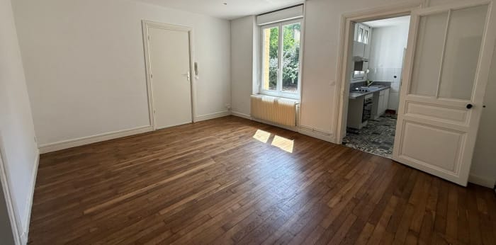 Image 2 sur 7 - Appartement  ·  Location · Reims (51100) · 2 pièces · 54m²