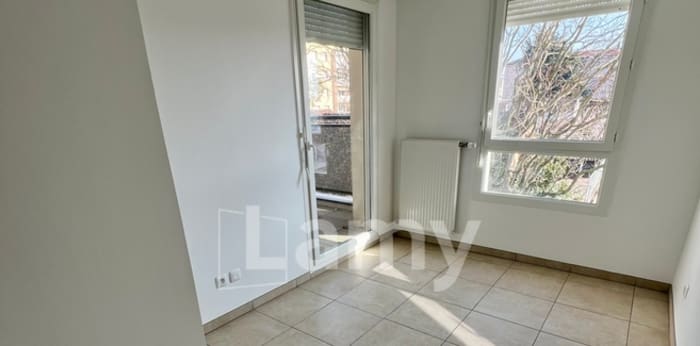 Image 5 sur 12 - Appartement  ·  Location · Villeurbanne (69100) · 3 pièces · 58m²