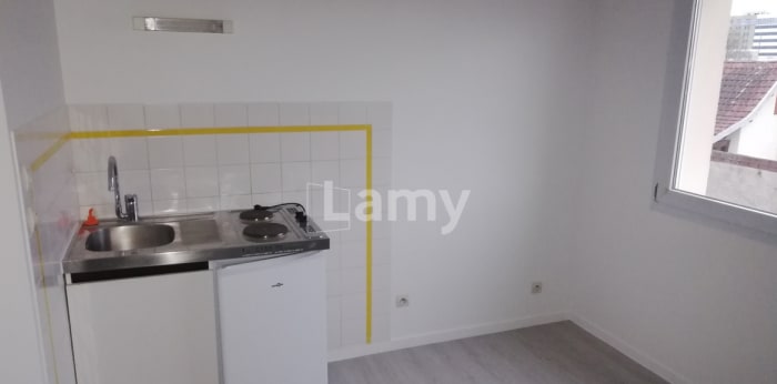 Image 1 sur 9 - Appartement  ·  Location · Dijon (21000) · 1 pièce · 19m²