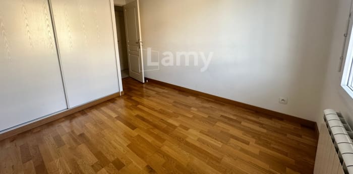 Image 5 sur 9 - Appartement  ·  Location · Villeurbanne (69100) · 3 pièces · 69m²