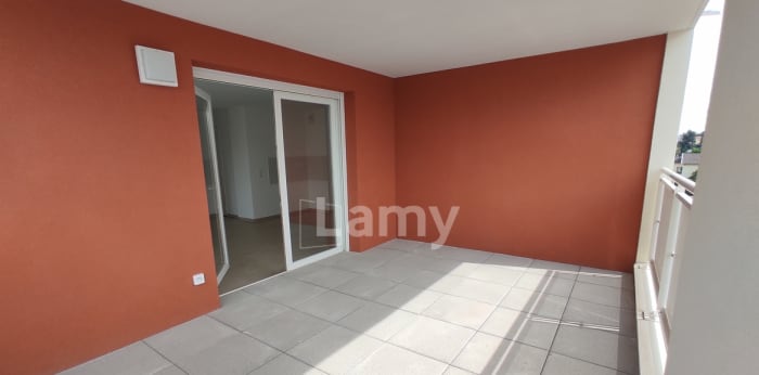 Image 2 sur 7 - Appartement  ·  Location · Villeurbanne (69100) · 3 pièces · 63m²