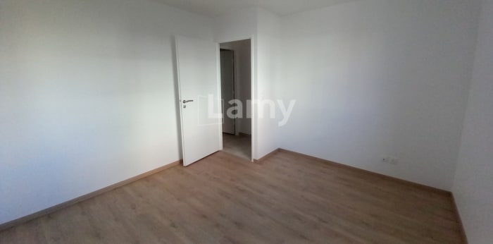 Image 14 sur 21 - Appartement  ·  Location · Chenove (21300) · 3 pièces · 64m²