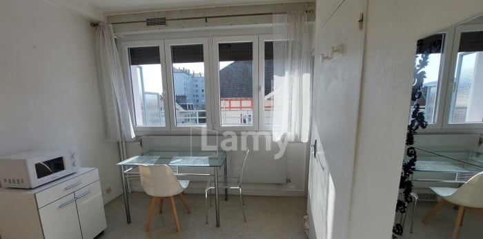 Image 11 sur 17 - Appartement  ·  Location · Besancon (25000) · 17m²
