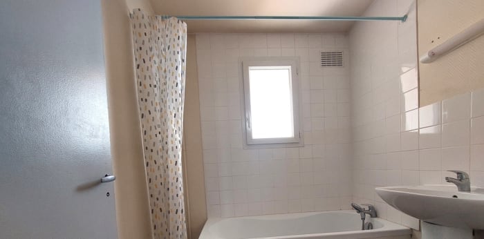 Image 9 sur 11 - Appartement  ·  Location · Limoges (87000) · 3 pièces · 64m²