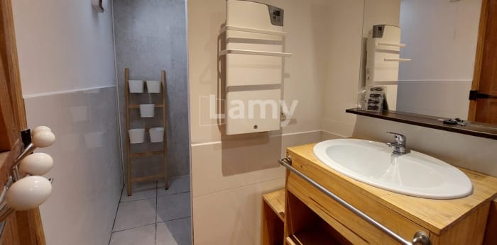 Image 8 sur 12 - Maison/villa  ·  Location · Volonne (04290) · 45m²
