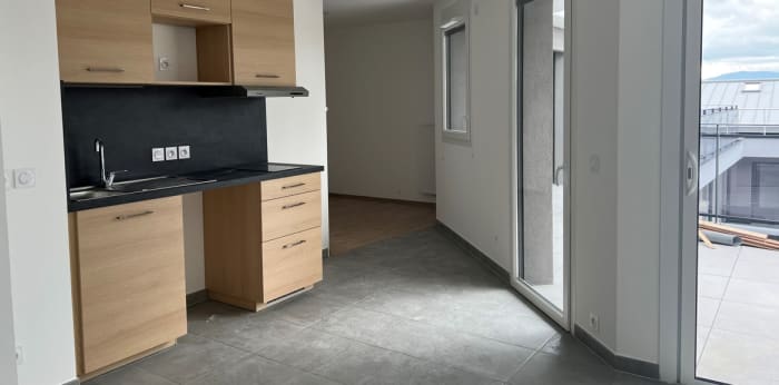 Image 1 sur 3 - Appartement  ·  Location · Cruseilles (74350) · 35m²