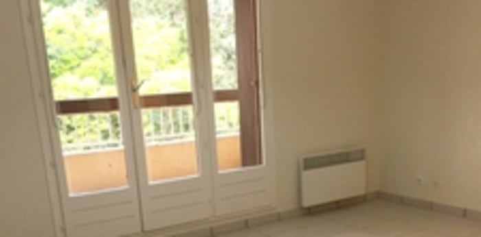 Image 2 sur 6 - Appartement  ·  Location · Ste Foy Les Lyon (69110) · 1 pièce · 33m²