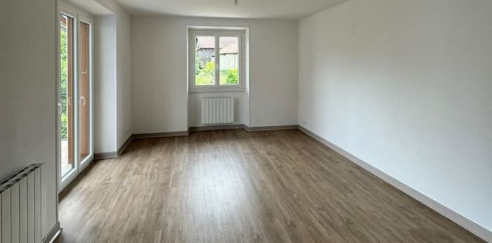 Image 2 sur 13 - Maison/villa  ·  Location · St Etienne De Crossey (38960) · 4 pièces · 87m²