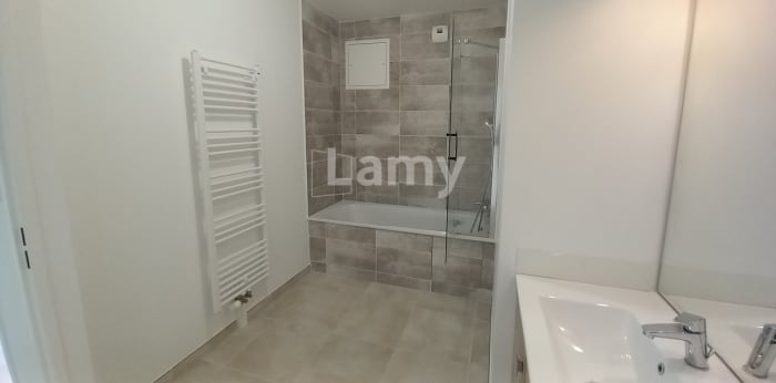 Image 16 sur 21 - Appartement  ·  Location · Chenove (21300) · 3 pièces · 64m²