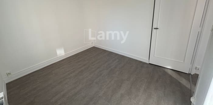 Image 9 sur 12 - Appartement  ·  Location · Dijon (21000) · 2 pièces · 43m²