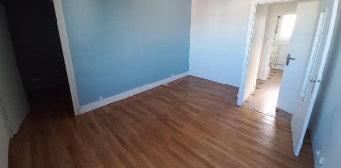 Image 2 sur 7 - Appartement  ·  Location · Clermont Ferrand (63000) · 2 pièces · 35m²
