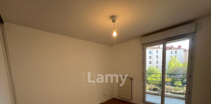 Image 7 sur 8 - Appartement  ·  Location · Lyon (69003) · 3 pièces · 65m²