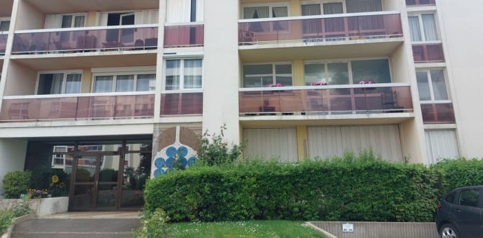 Image 1 sur 3 - Inconnu  ·  Location · Maurepas (78310) · 70m²