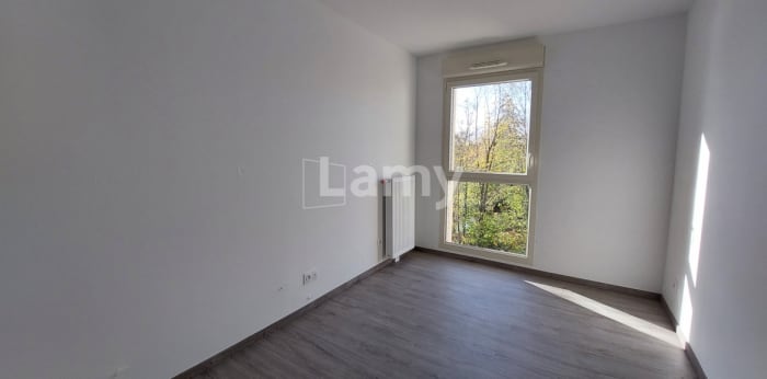 Image 4 sur 8 - Appartement  ·  Location · Amiens (80000) · 3 pièces · 70m²