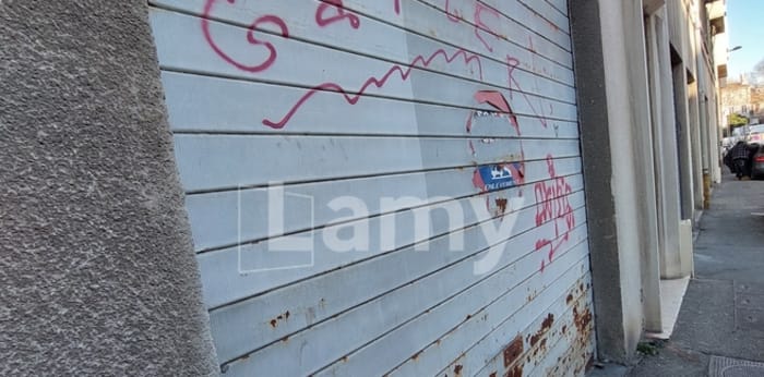 Image 1 sur 3 - Parking/box  ·  Location · Marseille (13004) · 13m²