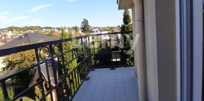 Image 13 sur 16 - Appartement  ·  Location · Crosne (91560) · 4 pièces · 75m²