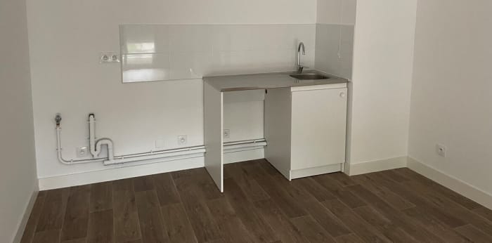 Image 1 sur 6 - Appartement  ·  Location · Grand Couronne (76530) · 2 pièces · 45m²